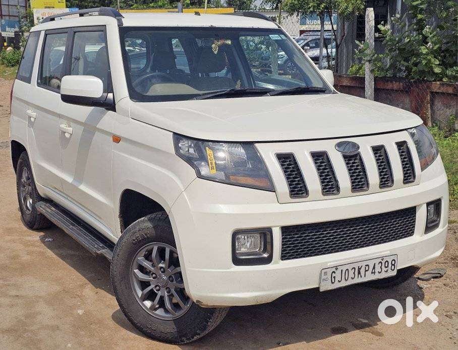 Mahindra TUV 300 T10, 2019, Diesel