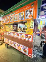 FAST FOOD KE LIYE HELPER YA KARIGAR CHIYE