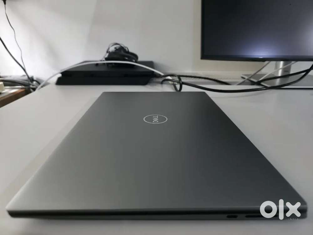 Dell precision 5570 workstation laptop with pro support plus