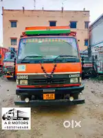 Tata 1916 13 ton passing Tata 6 wheel open bdoy 13 ton passing