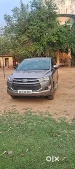 Toyota Innova Crysta 2.4 G MT 8S, 2017, Diesel