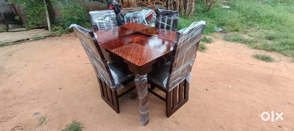 New 4 seater Dining table at wholesale price COD AVAILABLE