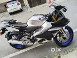 Yamaha R15 V4 2022 model with ABS single owner
