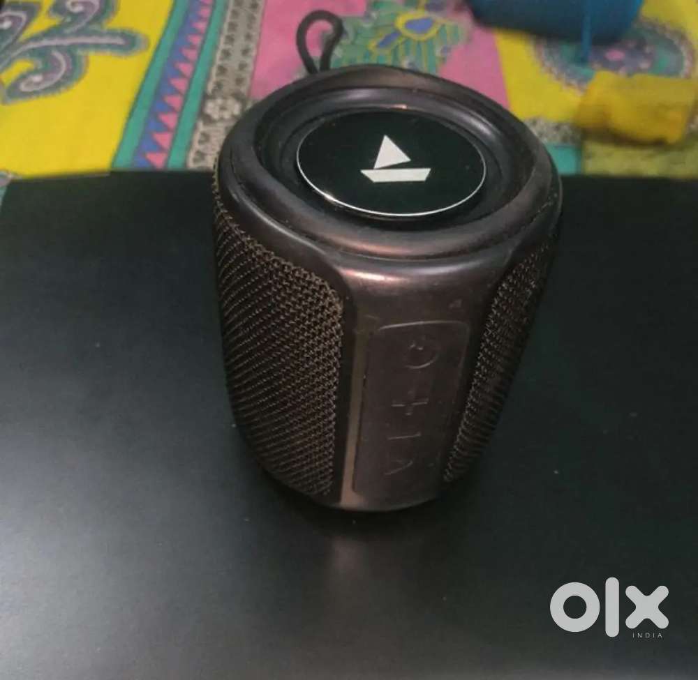 Boat Stone 350 Bluetooth Speaker