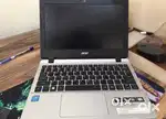 Acer e11 laptop refurbished all good and free bag