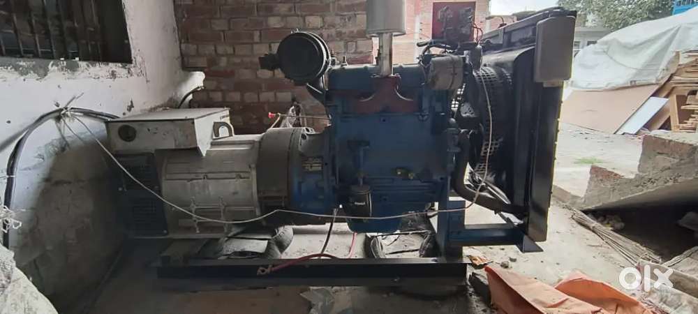 25 KVA mahindra single face generator