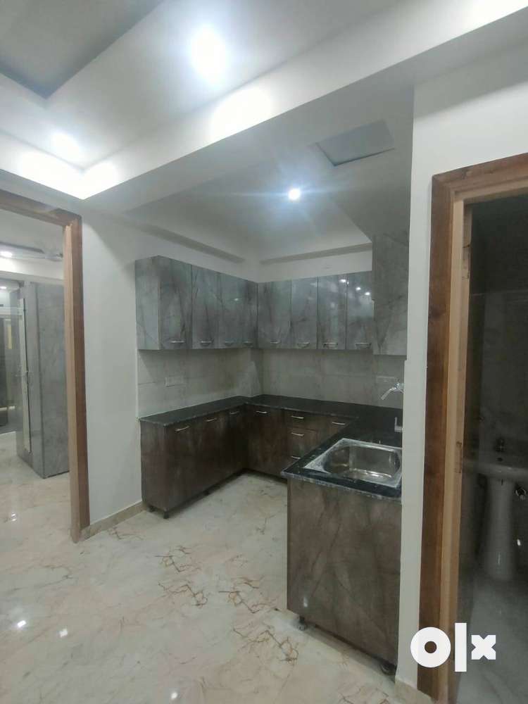 2bhk. Ready to shift. semifurnished. Gated Society. Loan Available