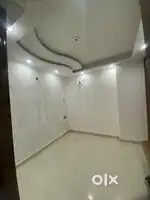 3 BHK 90 Gaj Front Side Flat Lift With Car Parking Near Metro Station