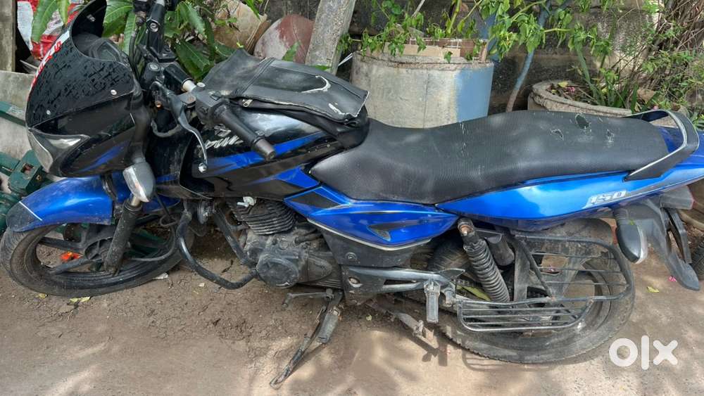 Pulsar 150 (2016 model)