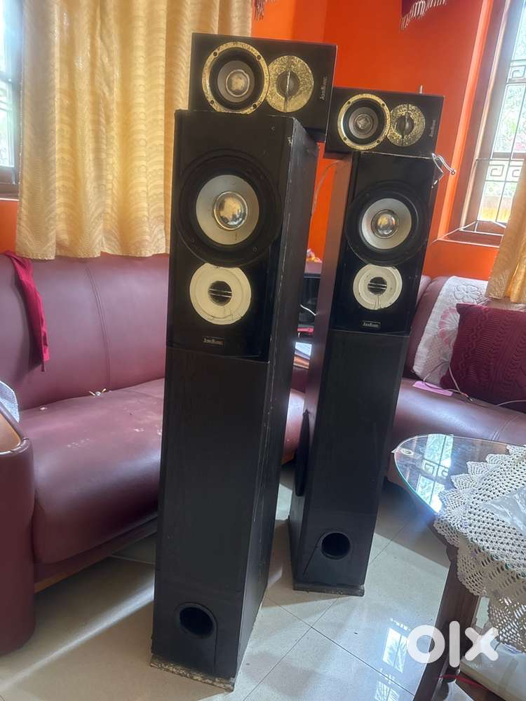 Jhon harrel tower speeker 2 surround 2