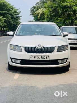 Skoda Octavia 2.0 TDI MT Ambition, 2015, Diesel