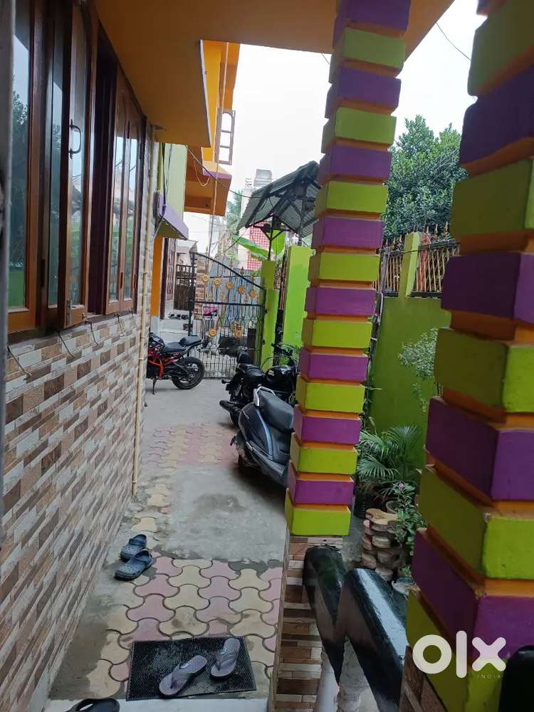 Rent only for students/Batchelors / Service person