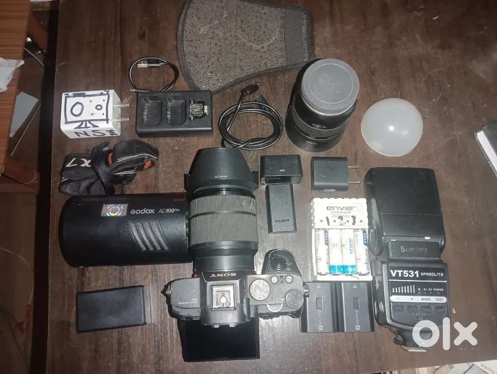 Sony 7m3/ godex 100pro/sony battery np-fz100 / 50mm lens / 28-70 lens