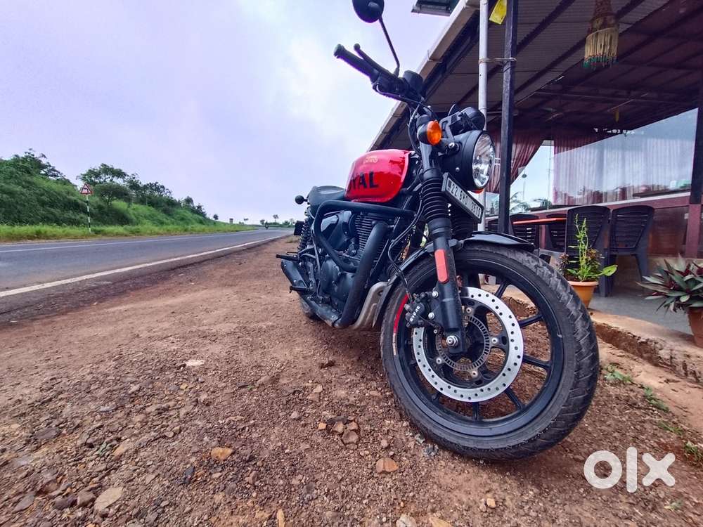 Royal Enfield metro top model