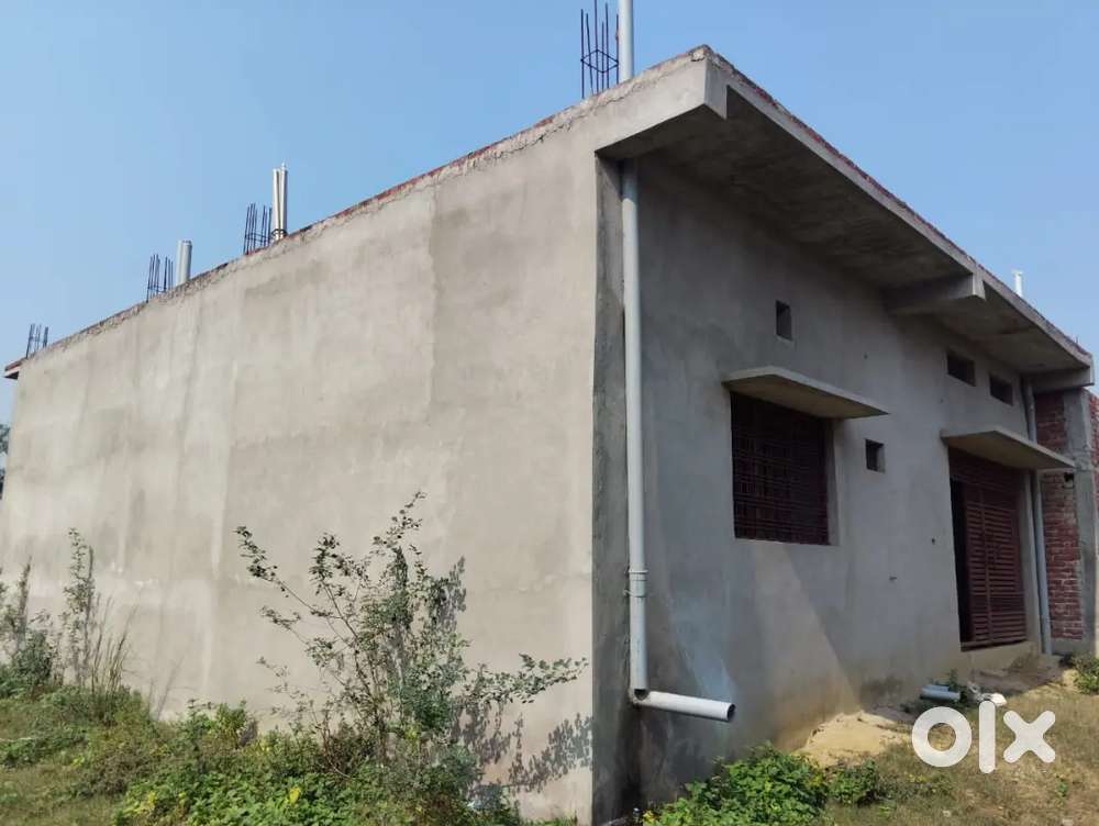 It is in maharajganj district, piperdeura at very good location