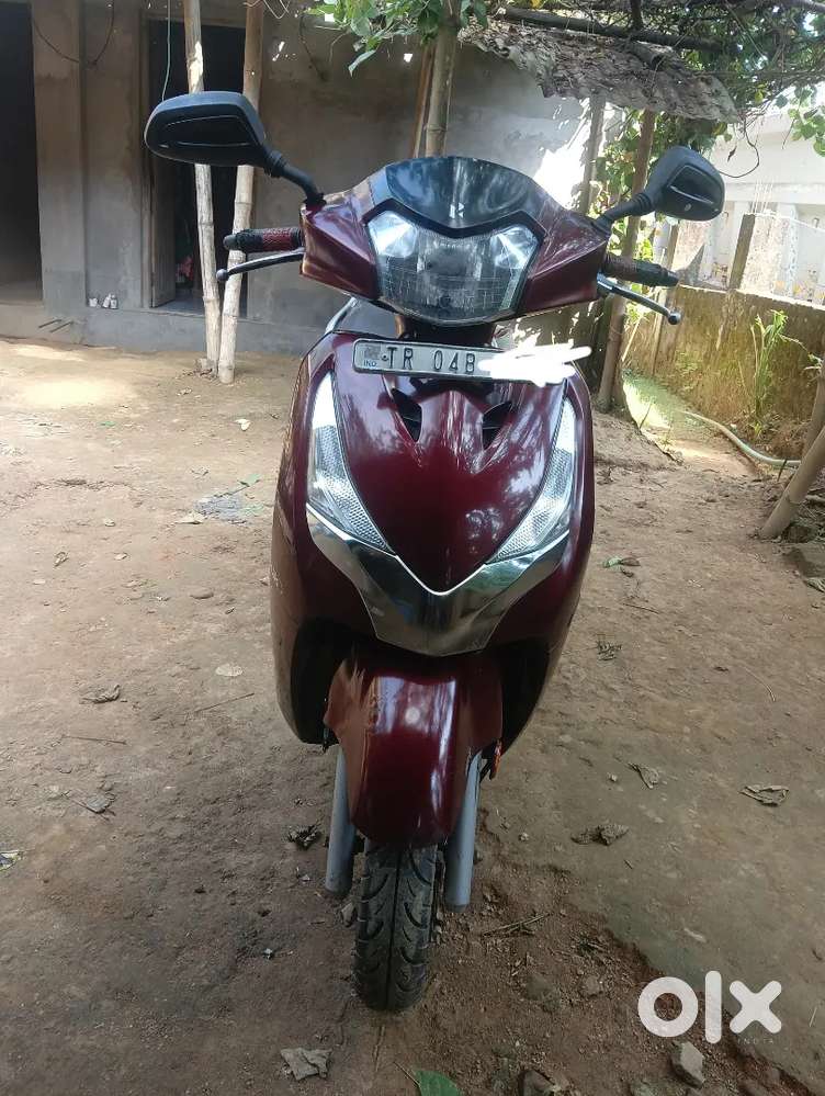 Very good condition scooty , all ducoments are ok