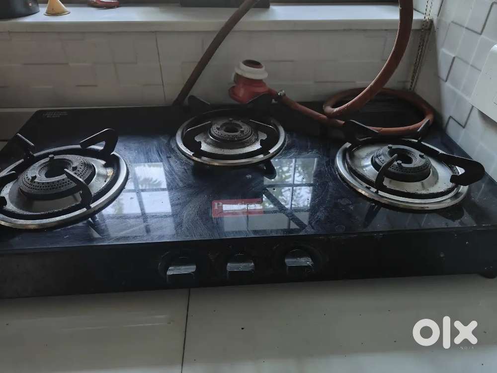 3 burner Stove with regulator