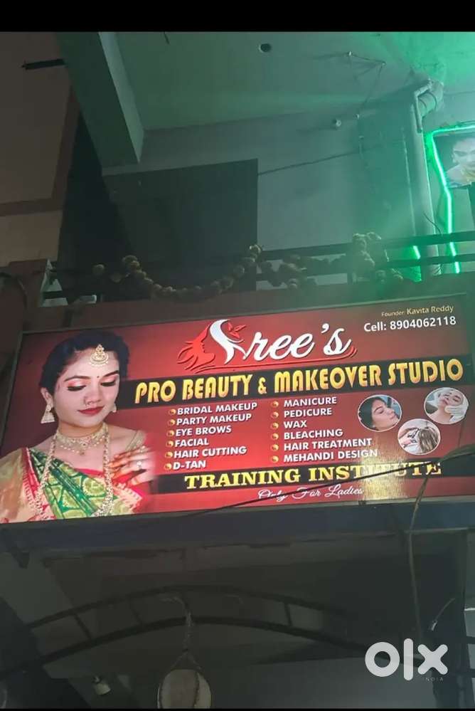 Beauty parlour Selling with all equipment