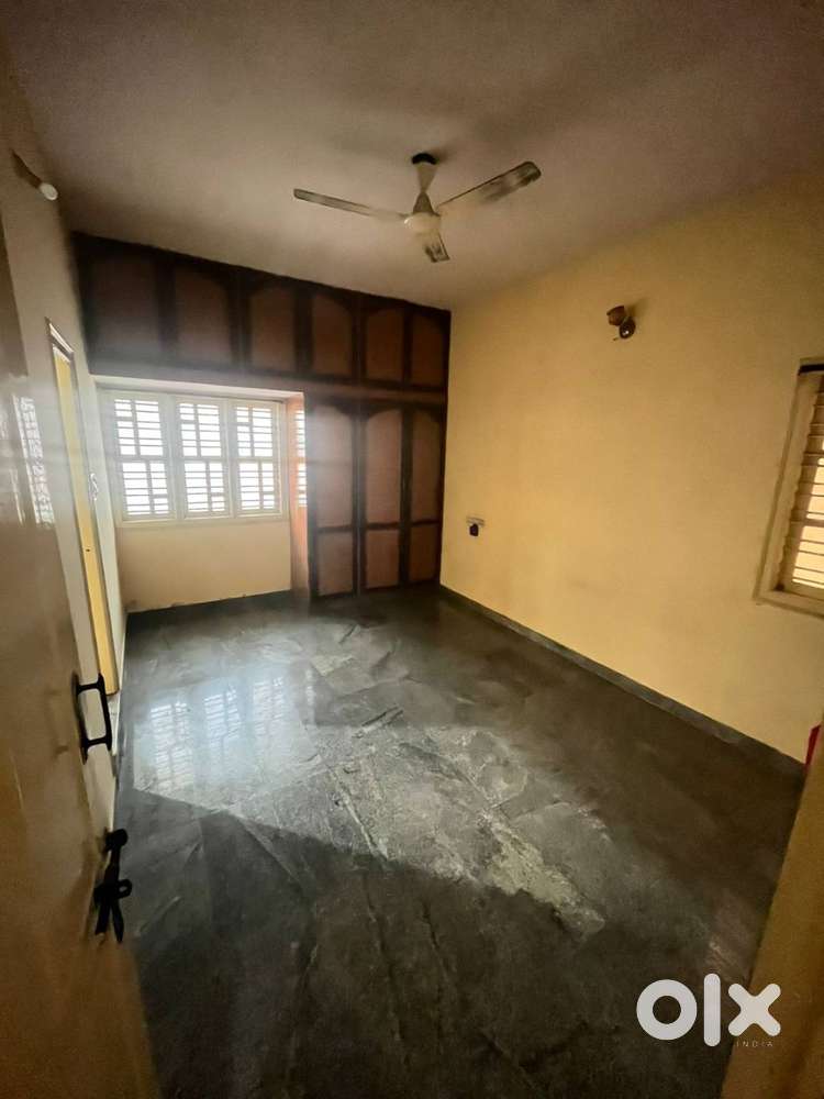 2BHK Builder Floor House available for Lease in Padmanabhanagar