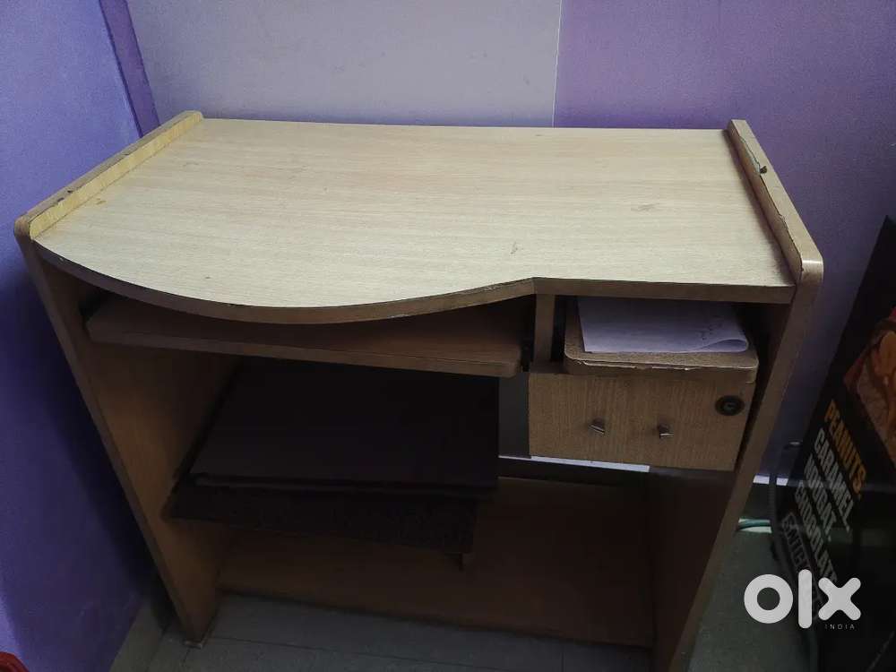 Computer Table