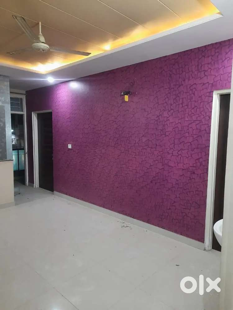 One room vacant in 3 BHK