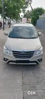 Toyota Innova 2.5 G (Diesel) 7 Seater BS IV, 2016, Diesel