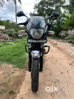 Pulsar 180 model 2009