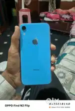 I phone xr 64gb neat condition bill cable available
