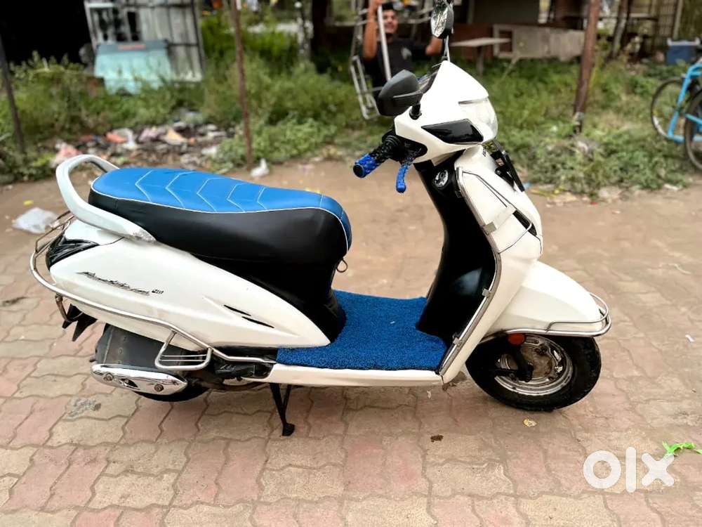 urgent sell activa 2017