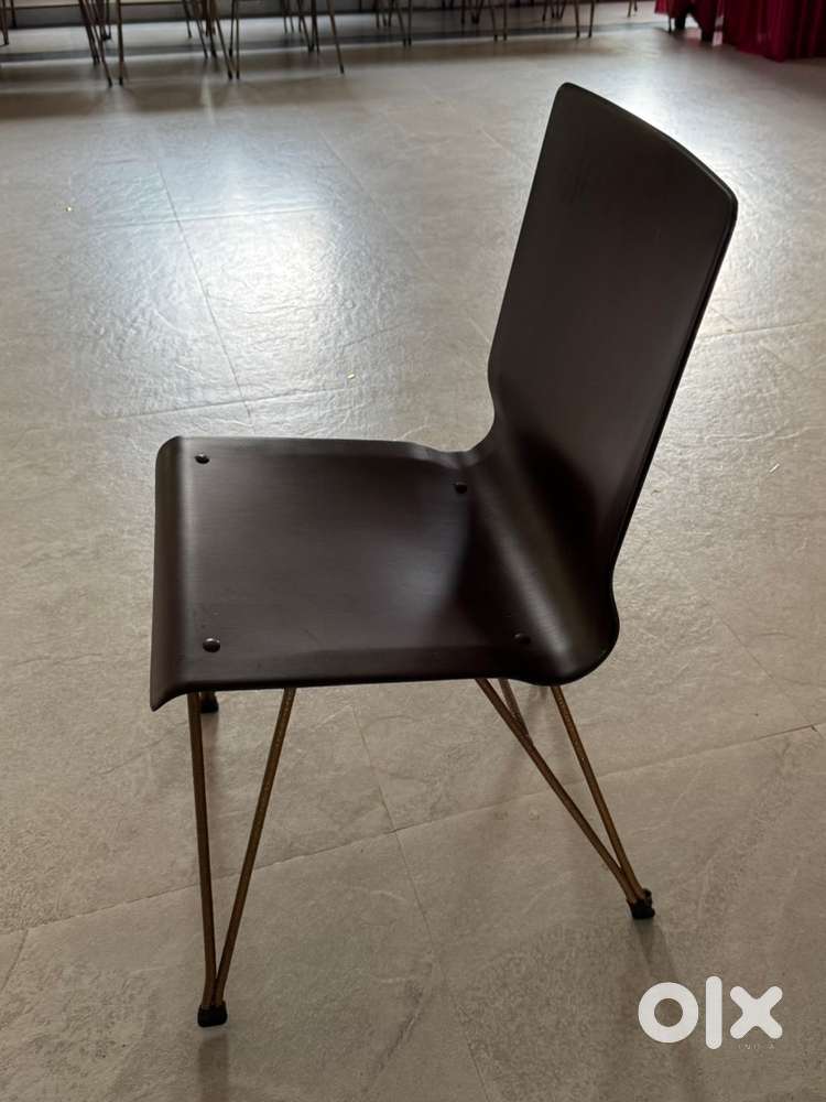 Classic plywood chair