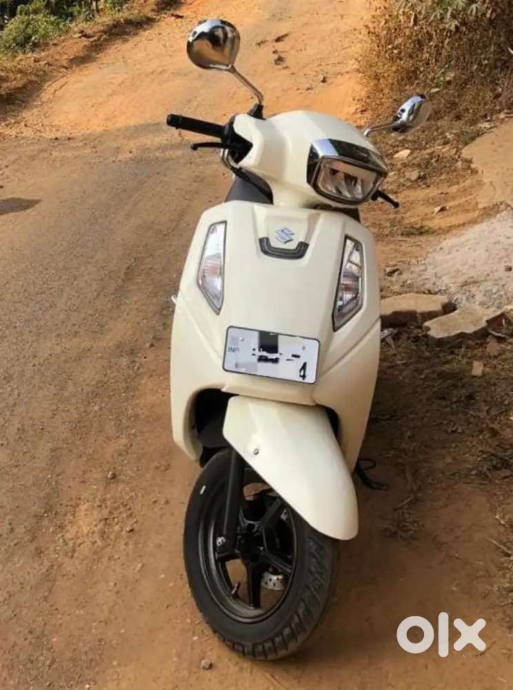 2025 access 125 blutooth