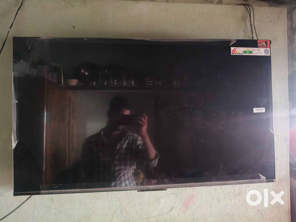 TCL 43INCH
