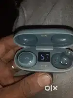 bluetooth air buds boat