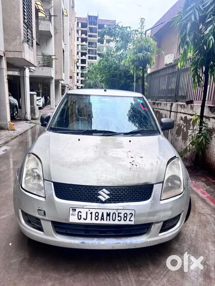 Maruti Suzuki Swift 2011 CNG & Hybrids 125000 Km Driven