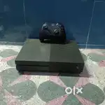 Xbox one s 1tb with few games good condition