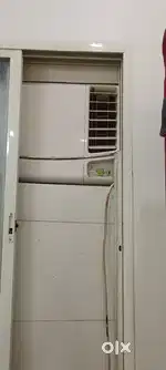 1 ton Windows AC  good condition