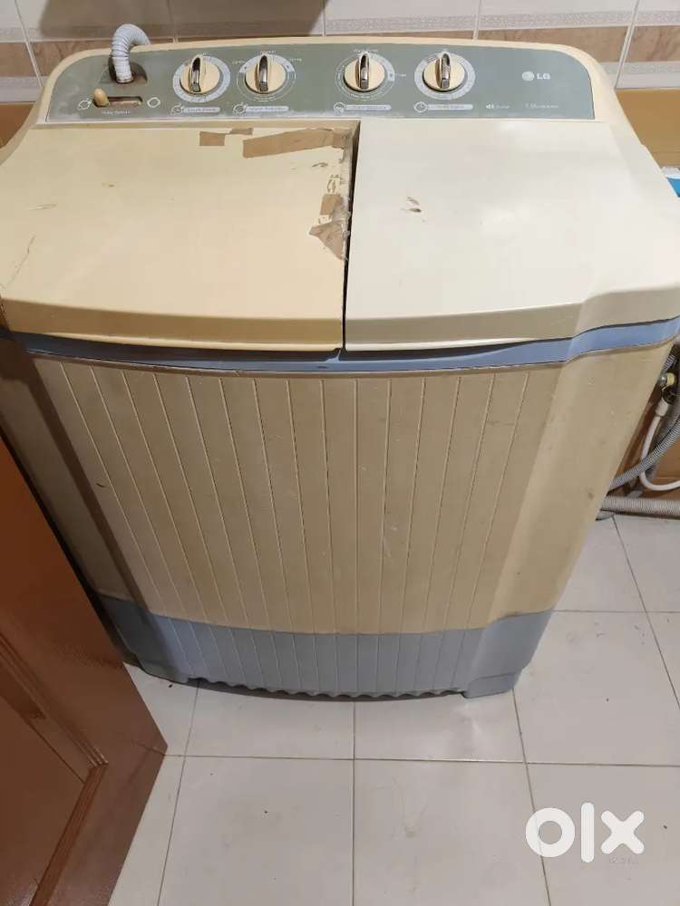 LG 7kg Semi automatic Washing machine for Sale (Price negotiable)
