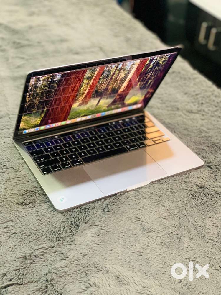 Apple MacBook Pro (2020) i7  32GB RAM  512GB SSD  A2251  WRNTY