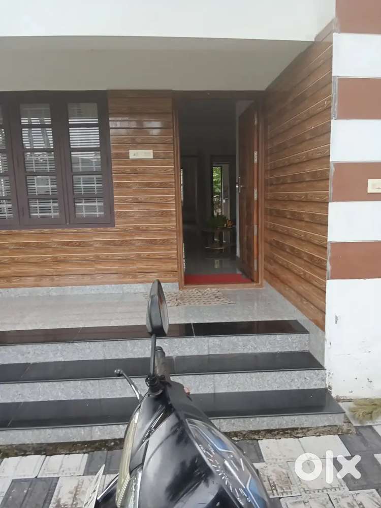 Ground floor building with two attached bed room