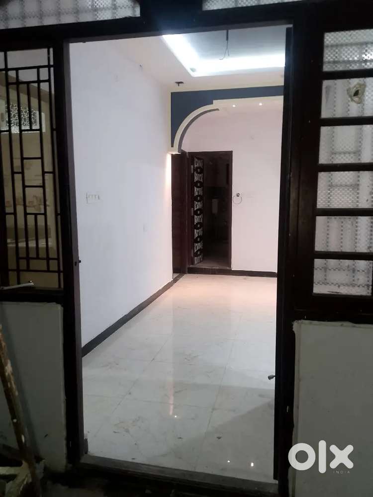 2bhk only for family's