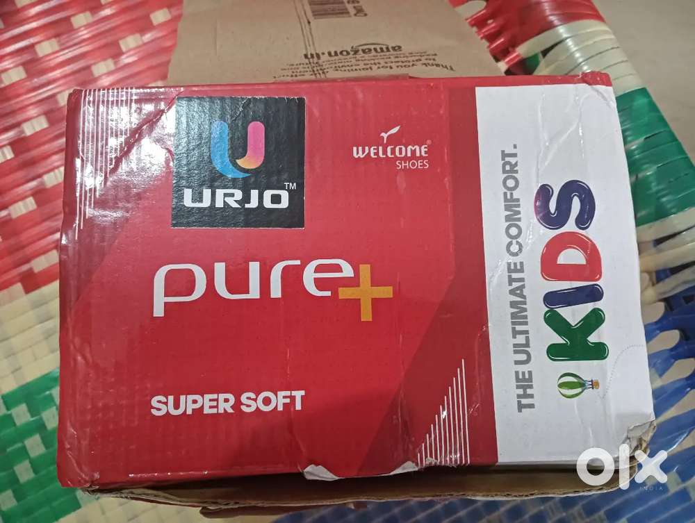 Kids footwear size. 8uk. 26eu