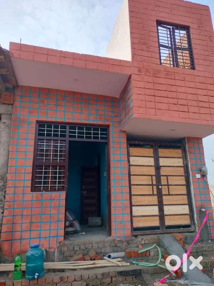 All tips House and plots