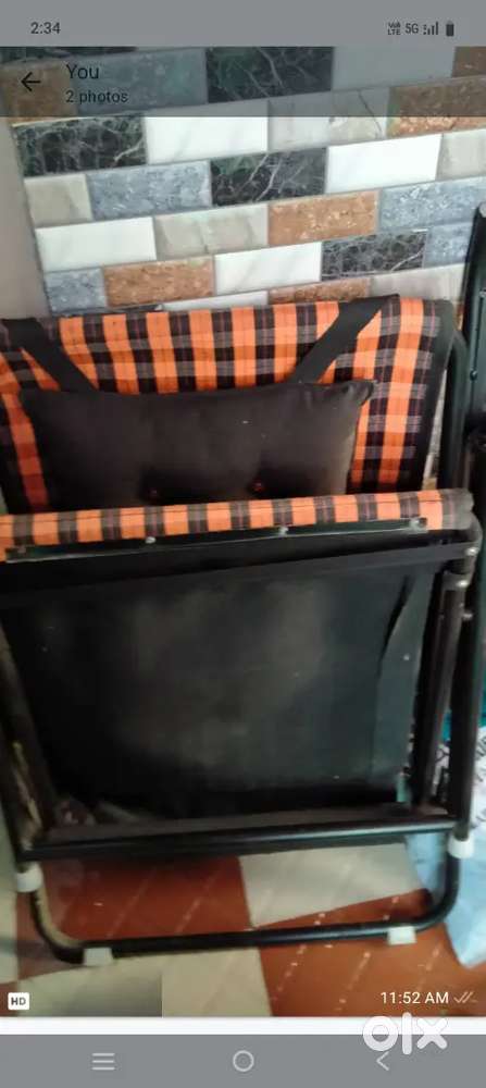 Folding chair