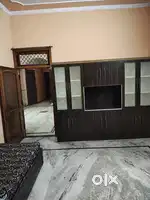 A neet and clean three Room set in Mansarovar colony.