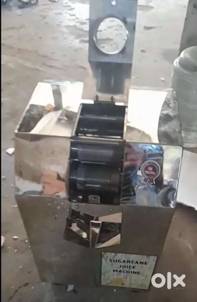 SUGARCANE JUICE MACHINE
