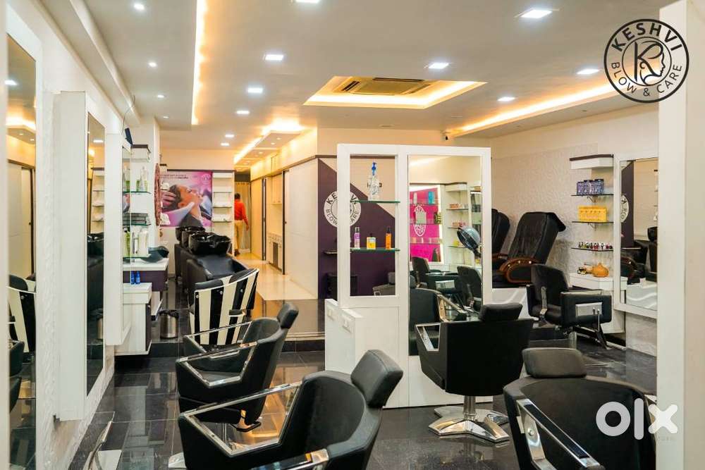 Fully Equipped Premium Salon in Ahmedabad (Plug & Play Setup)