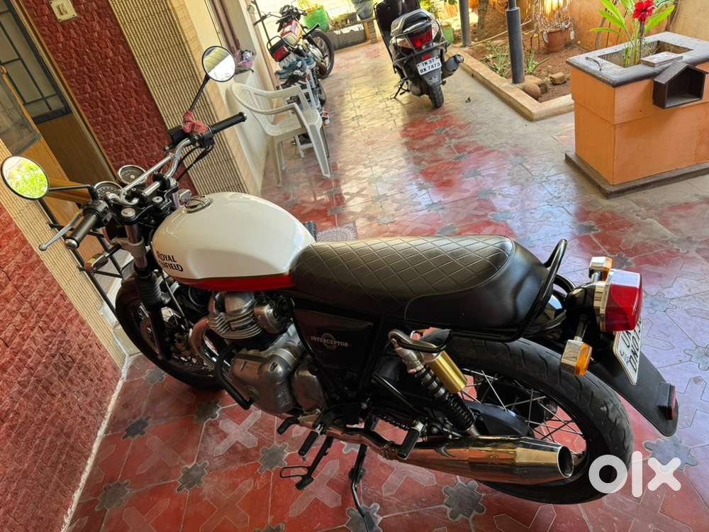 Mint condition RE Int650