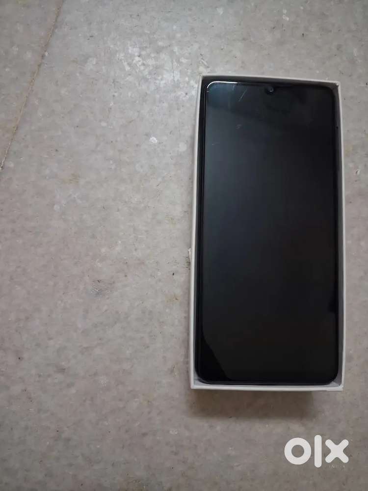 Samsung m32 4g (like new)