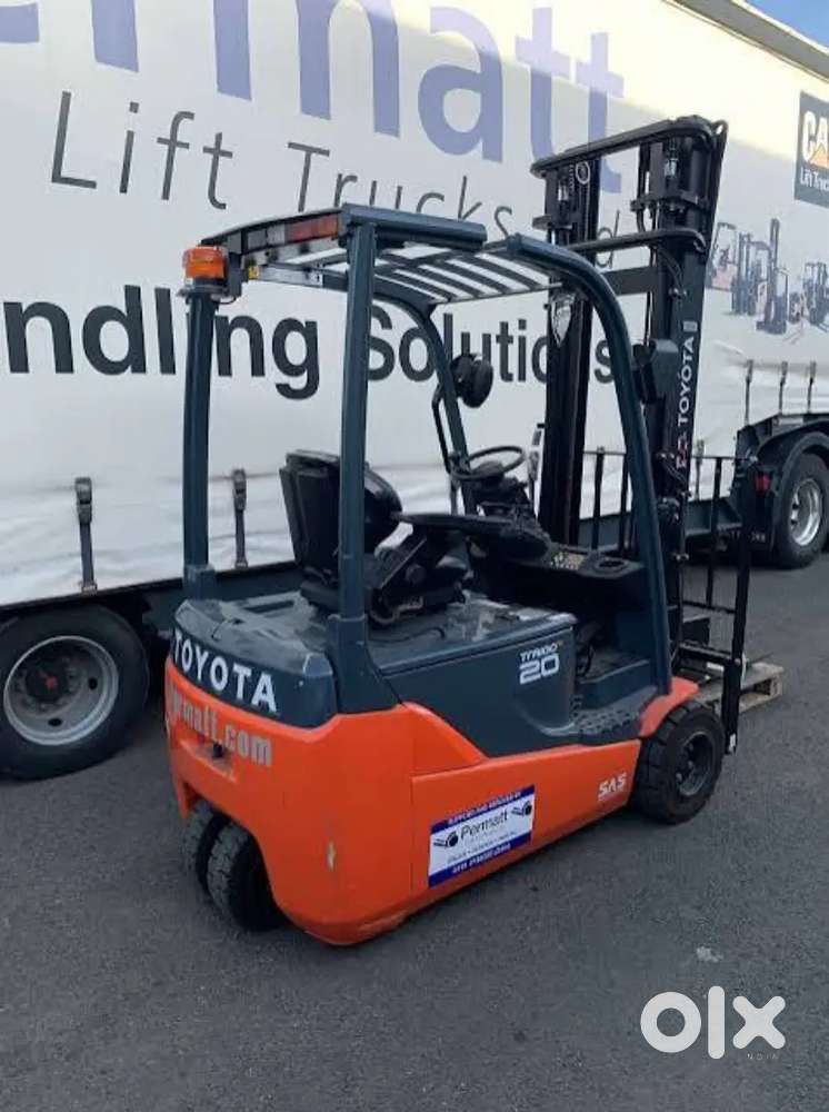 IMMEDIATELY HIRING FOR FORKLIFT OPERATORS