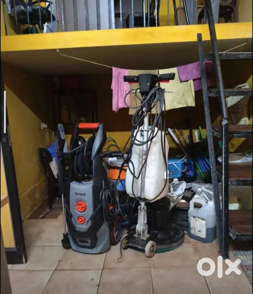 Workers  needed for house cleaning service accomandation are provided